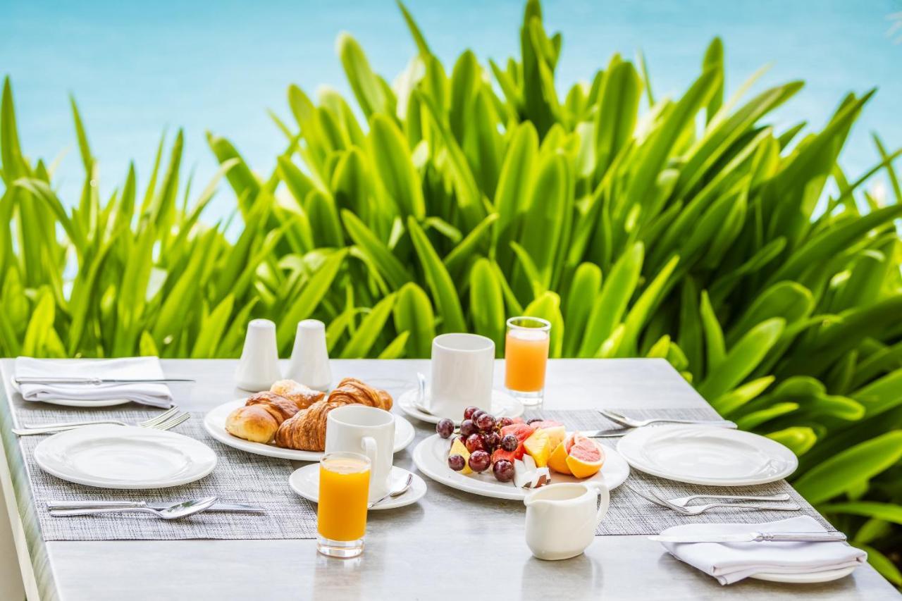 Victoria Beachcomber Resort & Spa - Victoria For 2 - Adults Only Pointe aux Piments Exterior photo